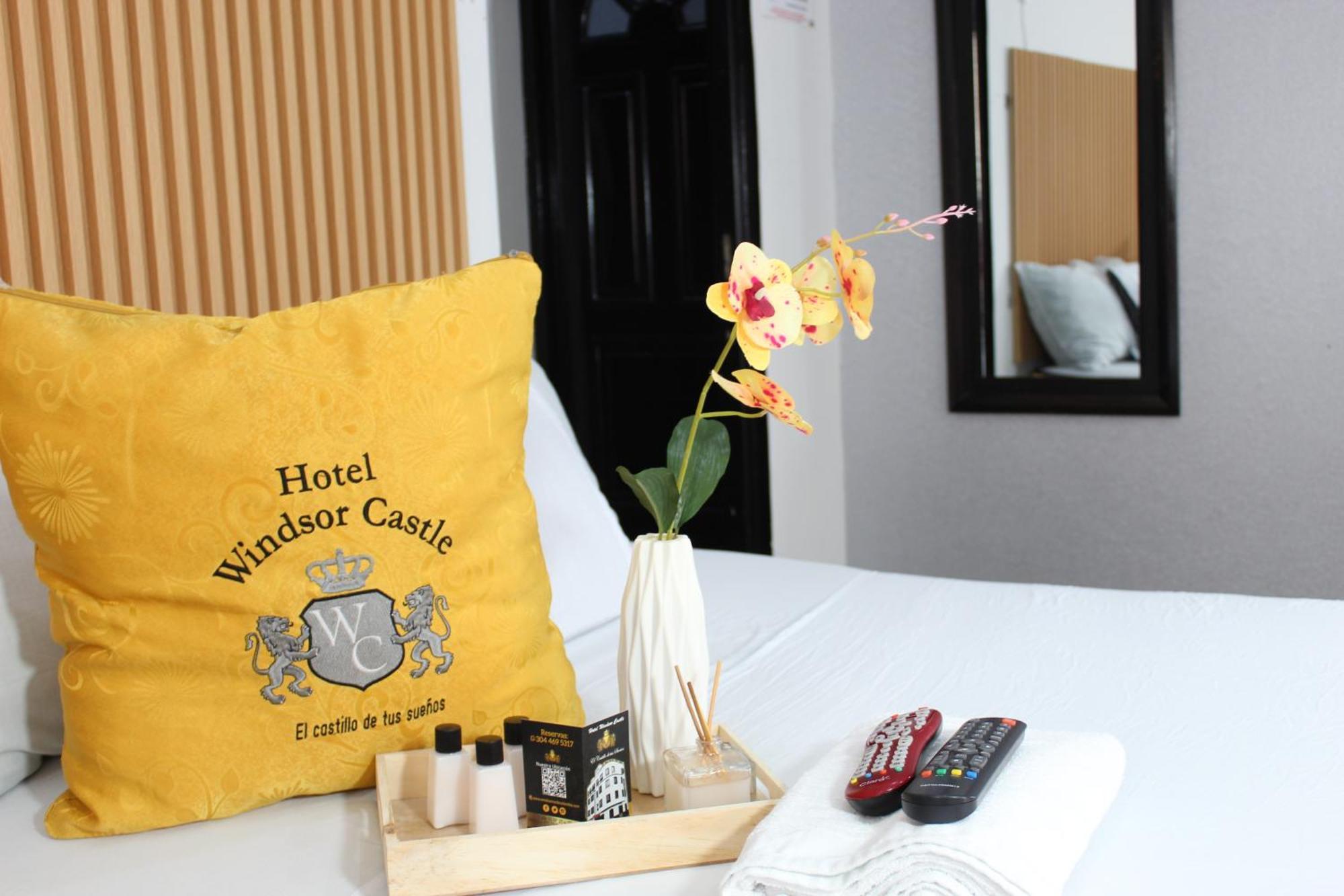 Hotel Windsor Castle Bogotá Zewnętrze zdjęcie